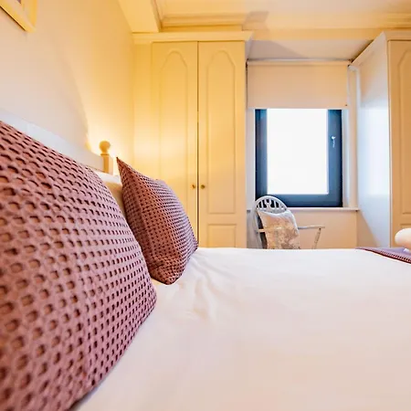 Dockland - Penthouse Apartment Galway